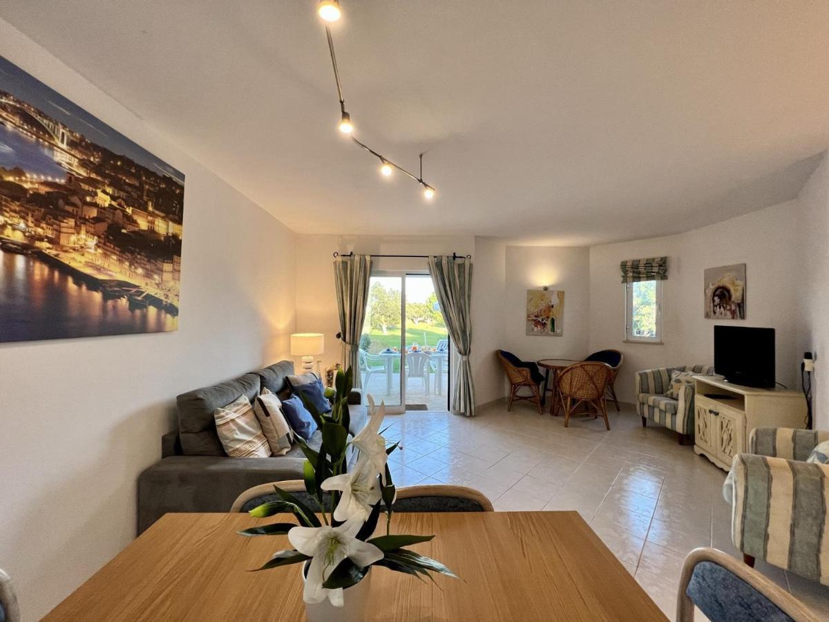 Balaia Golf Village 1 With Pool By Homing Apartment